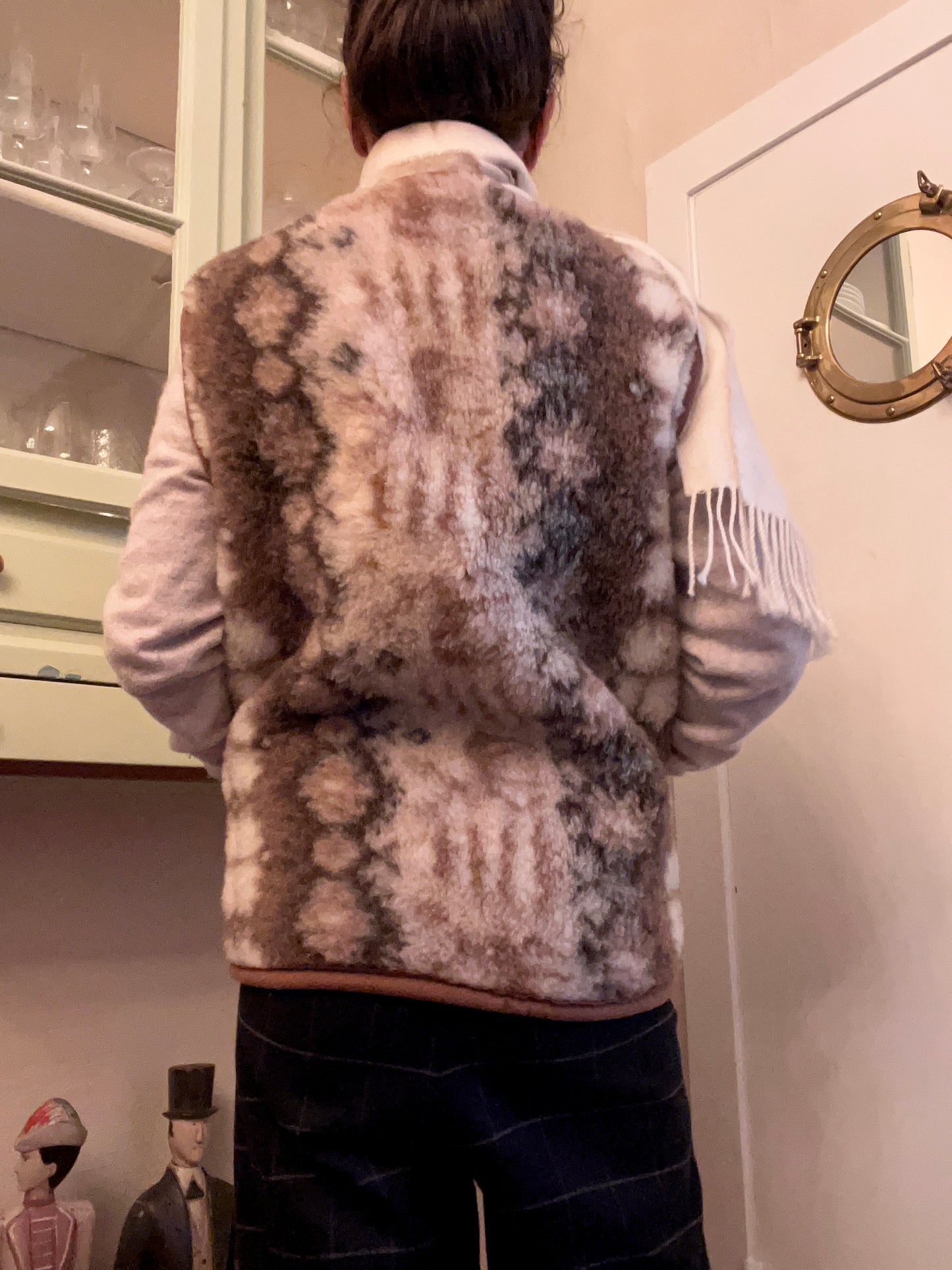 BUNBURY VEST - Warm and cozy wool vest, 100% Merino wool, brown - With Vertical Pattern