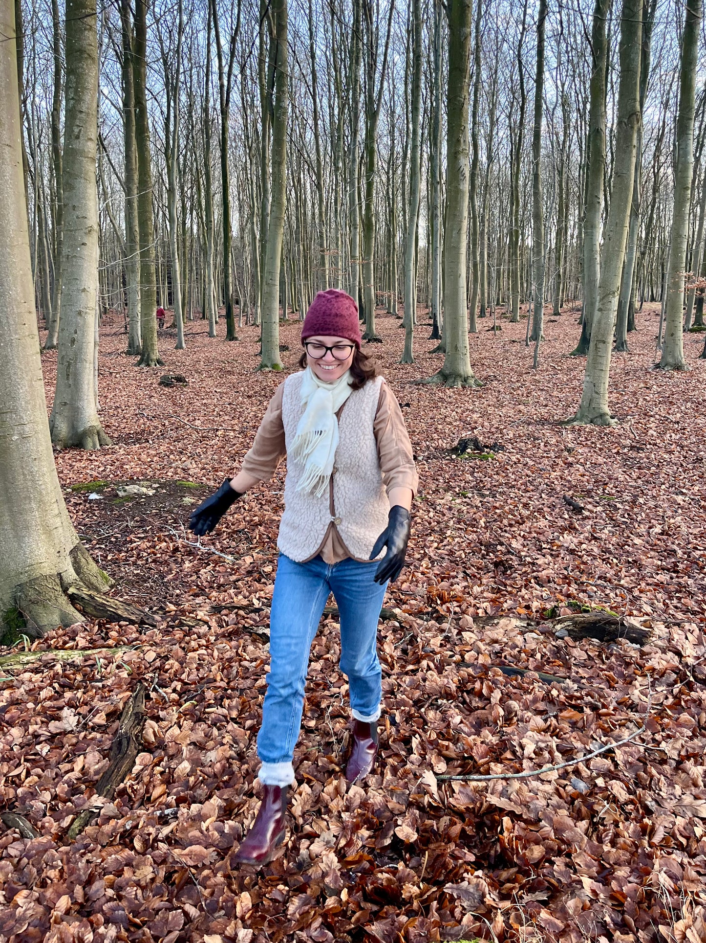 PEMBERTON VEST - Warm and cozy wool vest from 100% Merino, beige with buttons