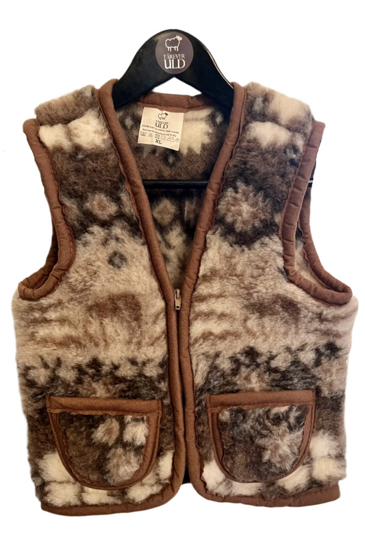 cozy fluffy kids merino wool vest brown with reindeer and nature motives